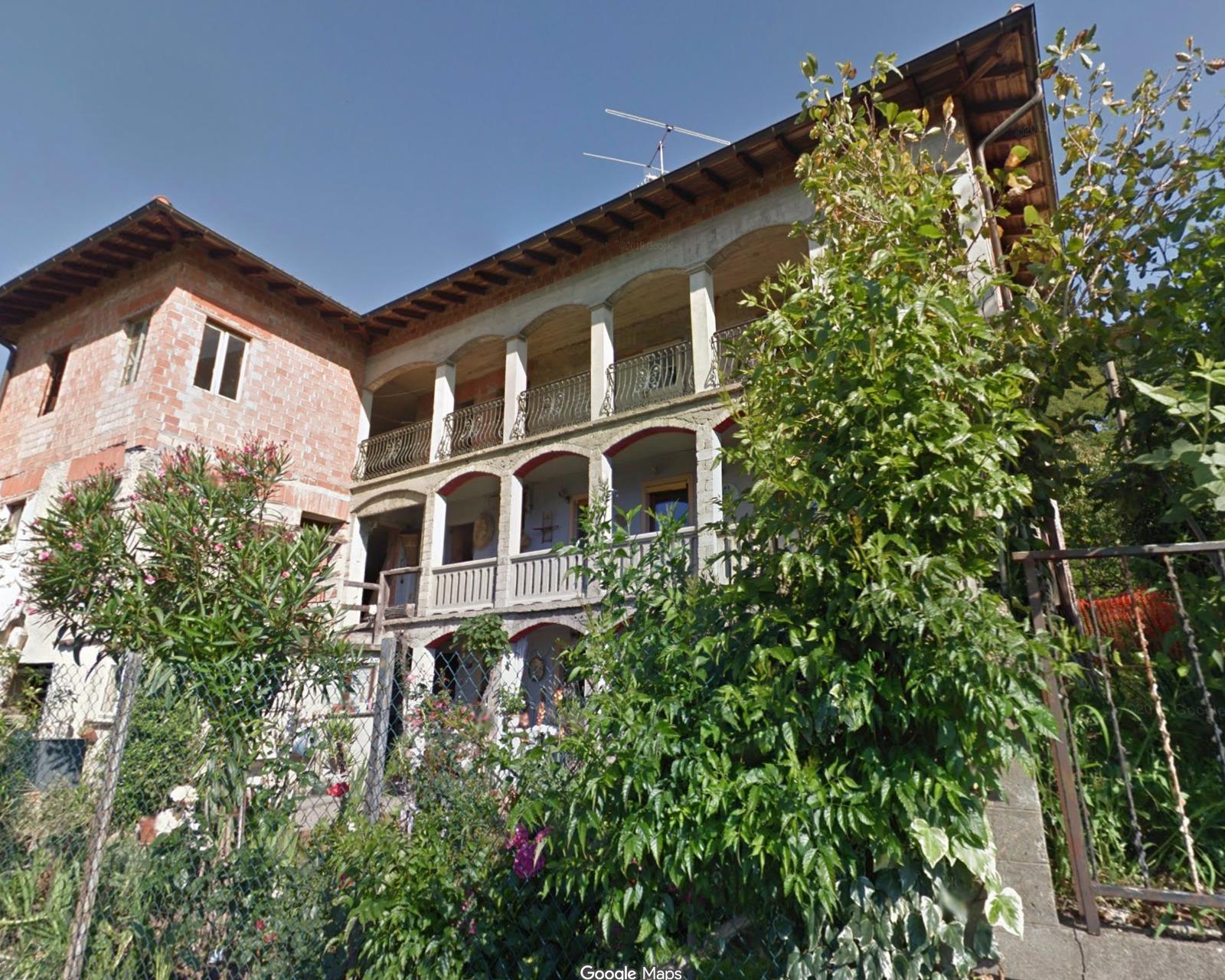 Аркады и зелёный контекст существующего здания Cognitive Villa Monteggio